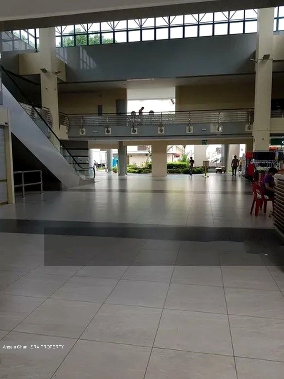 Elias Mall (D18), Retail #550739521